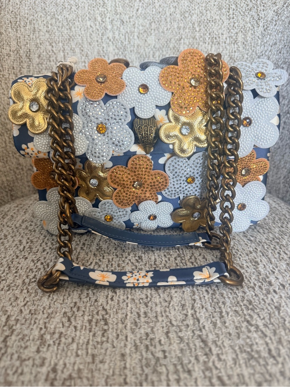 Kurt Geiger London Kensington Daisy Shoulder Bag Navy Blue 3D Floral NWT - Picture 5 of 12